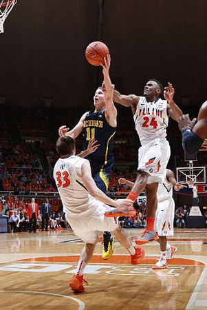 Nik Stauskas (11)