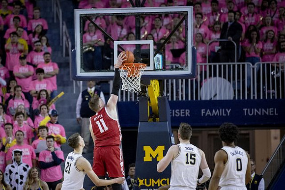 Franz Wagner (21), Jon Teske (15), and David DeJulius (0)