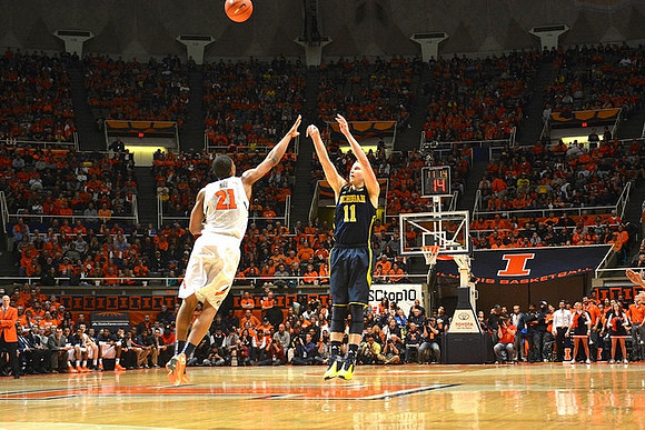 Nik Stauskas (11)