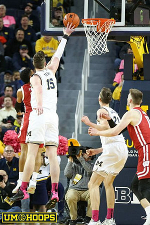 Jon Teske (15) and Franz Wagner (21)