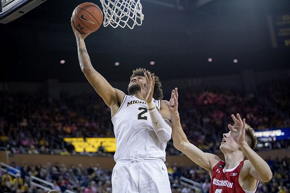 Isaiah Livers (2)