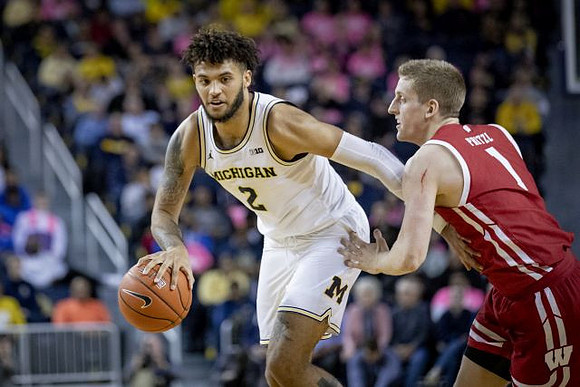 Isaiah Livers (2)