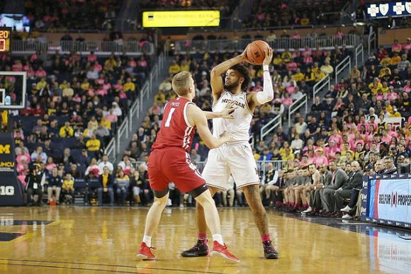 Isaiah Livers (2)