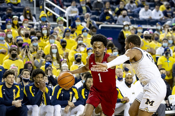 DeVante' Jones (12)