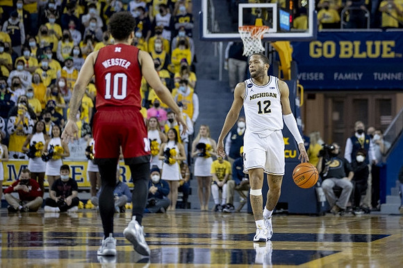DeVante' Jones (12)