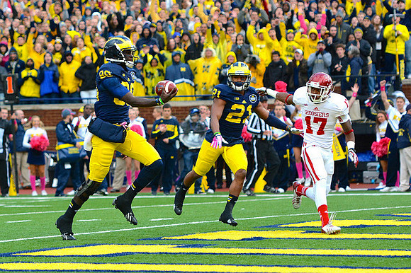 Devin Gardner (98) and Jeremy Gallon (21)