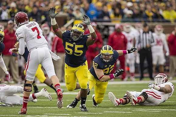 Jibreel Black (55) and Keith Heitzman (92)