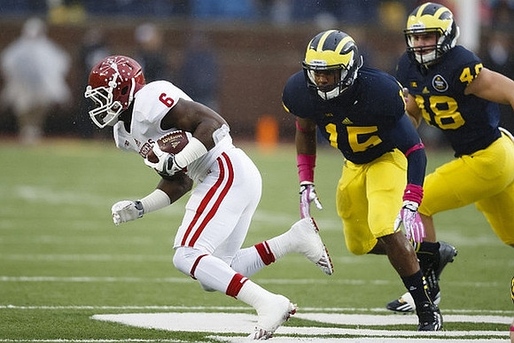 James Ross (15) and Desmond Morgan (48)