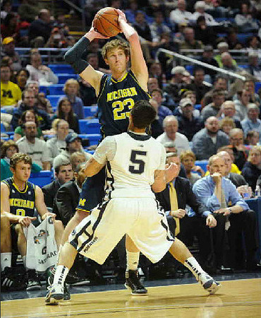 Evan Smotrycz (23)