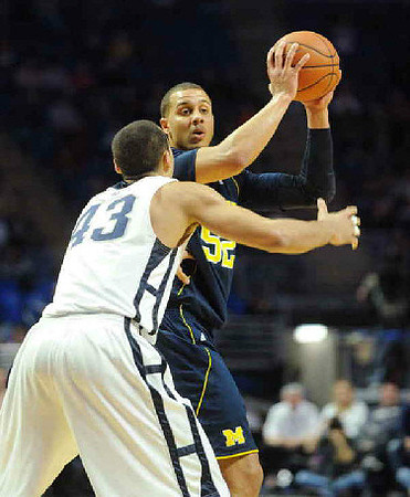 Jordan Morgan (52)