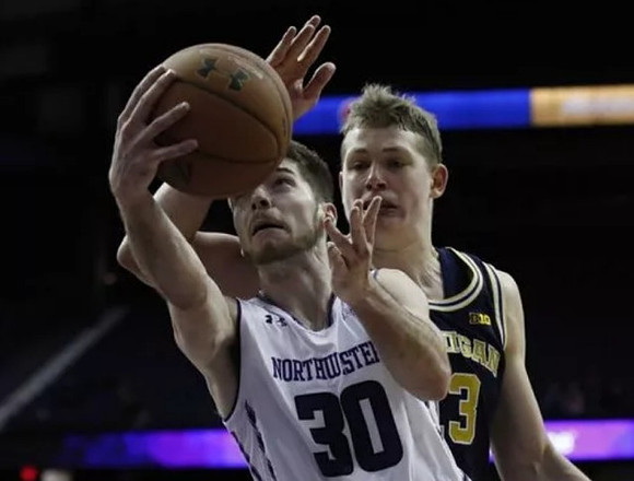 Moritz Wagner (13)