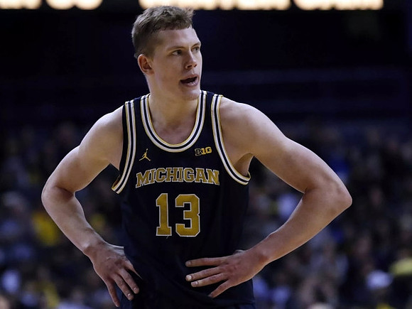 Moritz Wagner (13)