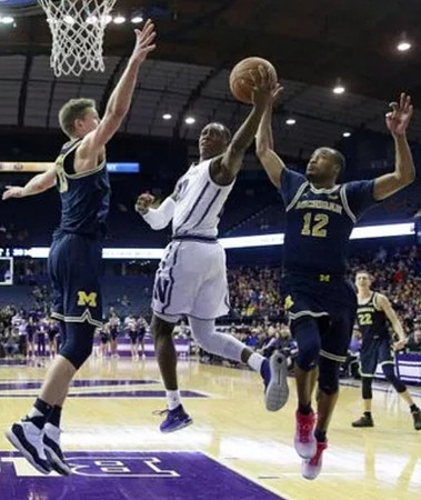 Moritz Wagner (13), Muhammad-Ali Abdur-Rahkman (12), and Duncan Robinson (22)