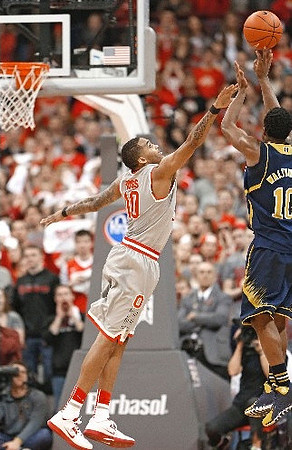 Derrick Walton Jr. (10)