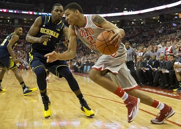 Glenn Robinson III (1) and Zak Irvin (21)