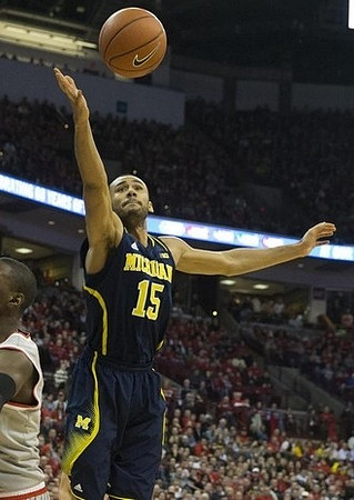 Jon Horford (15)