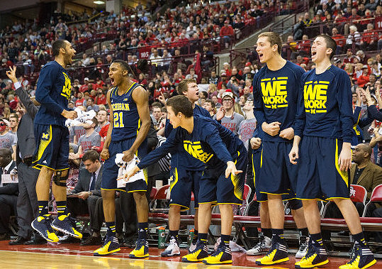 Jon Horford (15), Zak Irvin (21), Spike Albrecht (2), Andrew Dakich (5), Mark Donnal (34), and Sean Lonergan (20)