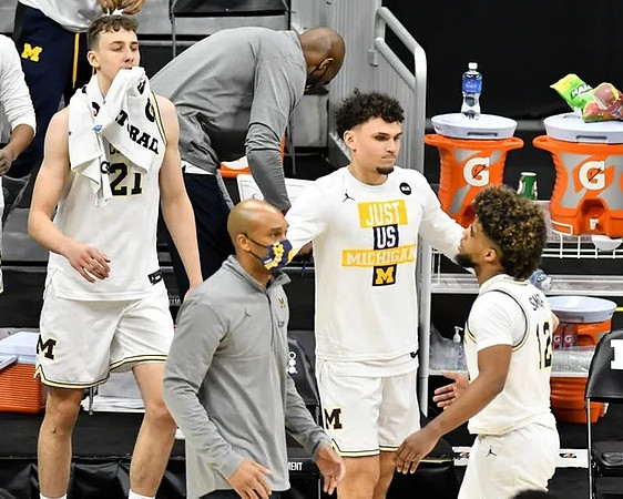 Franz Wagner (21), Saddi Washington, Chris Hunter, Adrien Nunez (0), and Mike Smith (12)