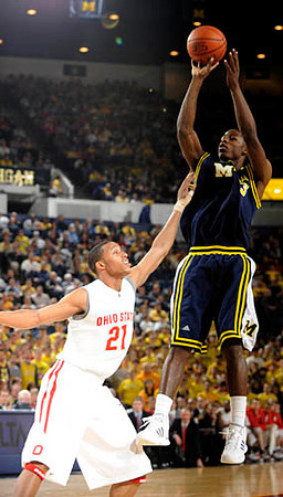Manny Harris (3)