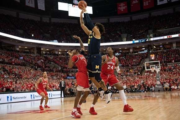 Isaiah Livers (2)