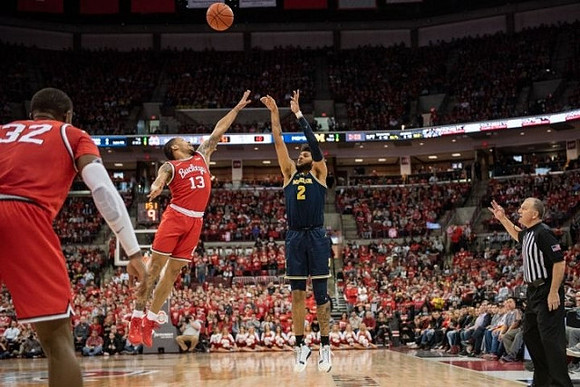 Isaiah Livers (2)