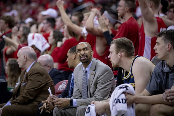 Phil Martelli, Howard Eisley, Saddi Washington, Austin Davis (51), and Franz Wagner (21)