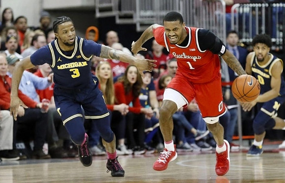 Zavier Simpson (3) and David DeJulius (0)