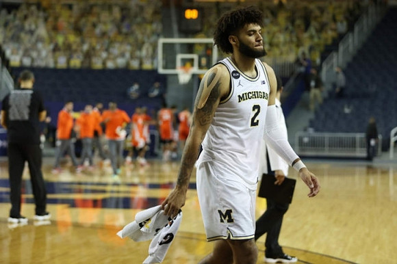 Isaiah Livers (2)