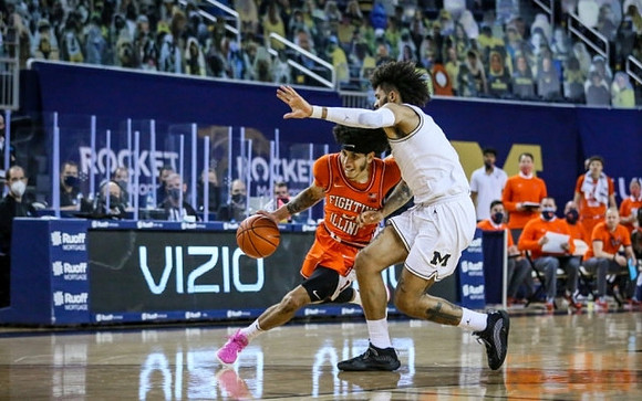 Isaiah Livers (2)