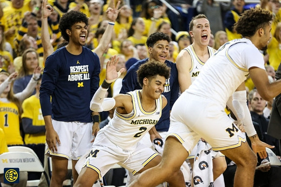 Ibi Watson (23), Jordan Poole (2), Eli Brooks (55), Duncan Robinson (22), and Isaiah Livers (4)