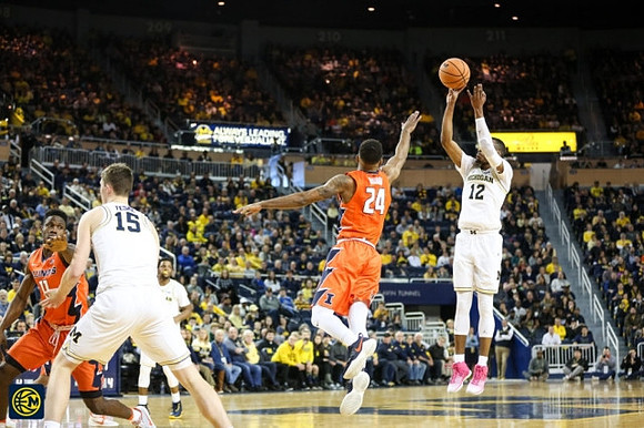Jon Teske (15) and Muhammad-Ali Abdur-Rahkman (12)