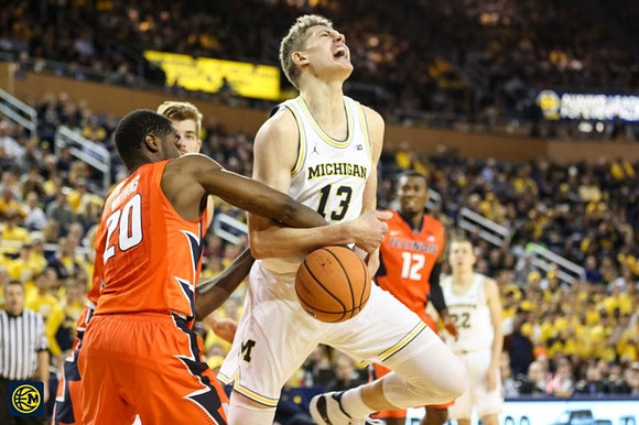 Moritz Wagner (13) and Duncan Robinson (22)