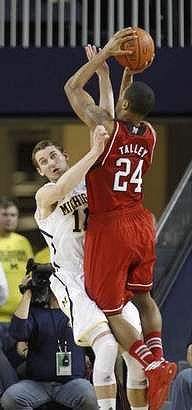 Nik Stauskas (11)