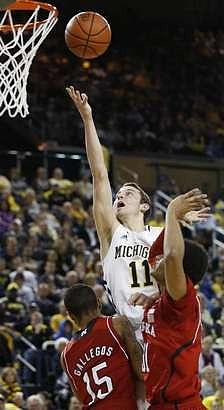 Nik Stauskas (11)