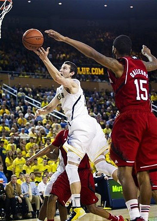 Nik Stauskas (11)