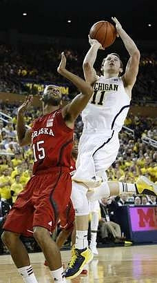 Nik Stauskas (11)
