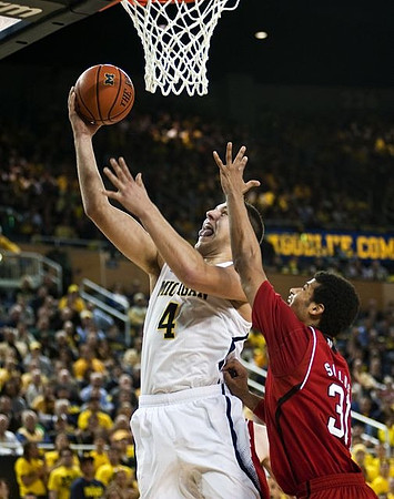 Mitch McGary (4)