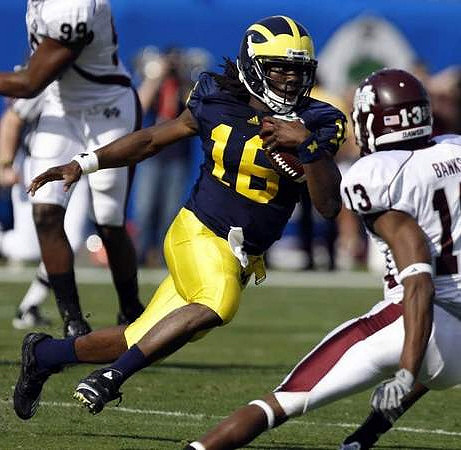 Denard Robinson (16)
