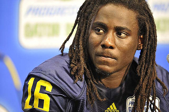 Denard Robinson (16)