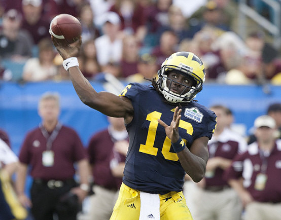 Denard Robinson (16)