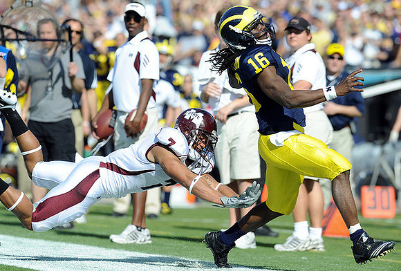 Denard Robinson (16)
