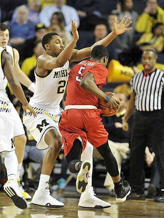 Ricky Doyle (32) and Zak Irvin (21)