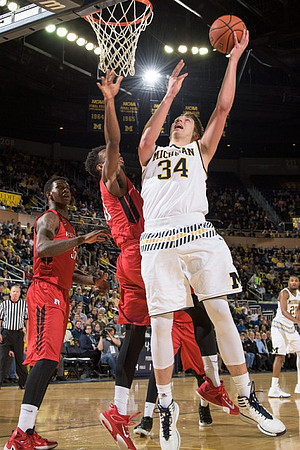 Mark Donnal (34) and Zak Irvin (21)