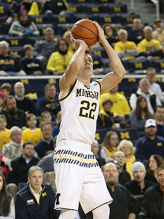 Duncan Robinson (22)