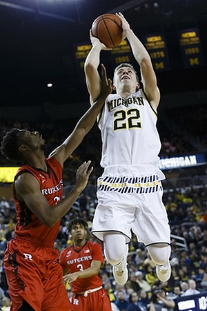 Duncan Robinson (22)