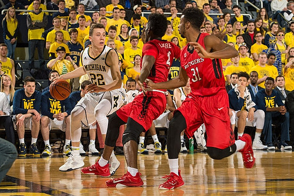 Duncan Robinson (22)