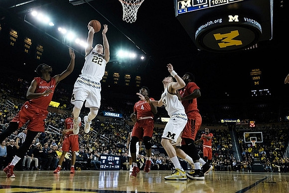 Duncan Robinson (22) and Ricky Doyle (32)