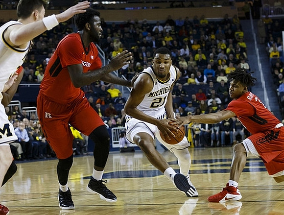 Ricky Doyle (32) and Zak Irvin (21)