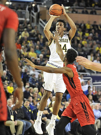 Aubrey Dawkins (24)