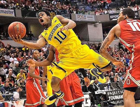 Derrick Walton Jr. (10)
